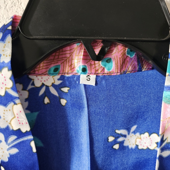 Vibrant Blue Floral Kimono with Peacock Accents Size: Small - Picture 2 of 6